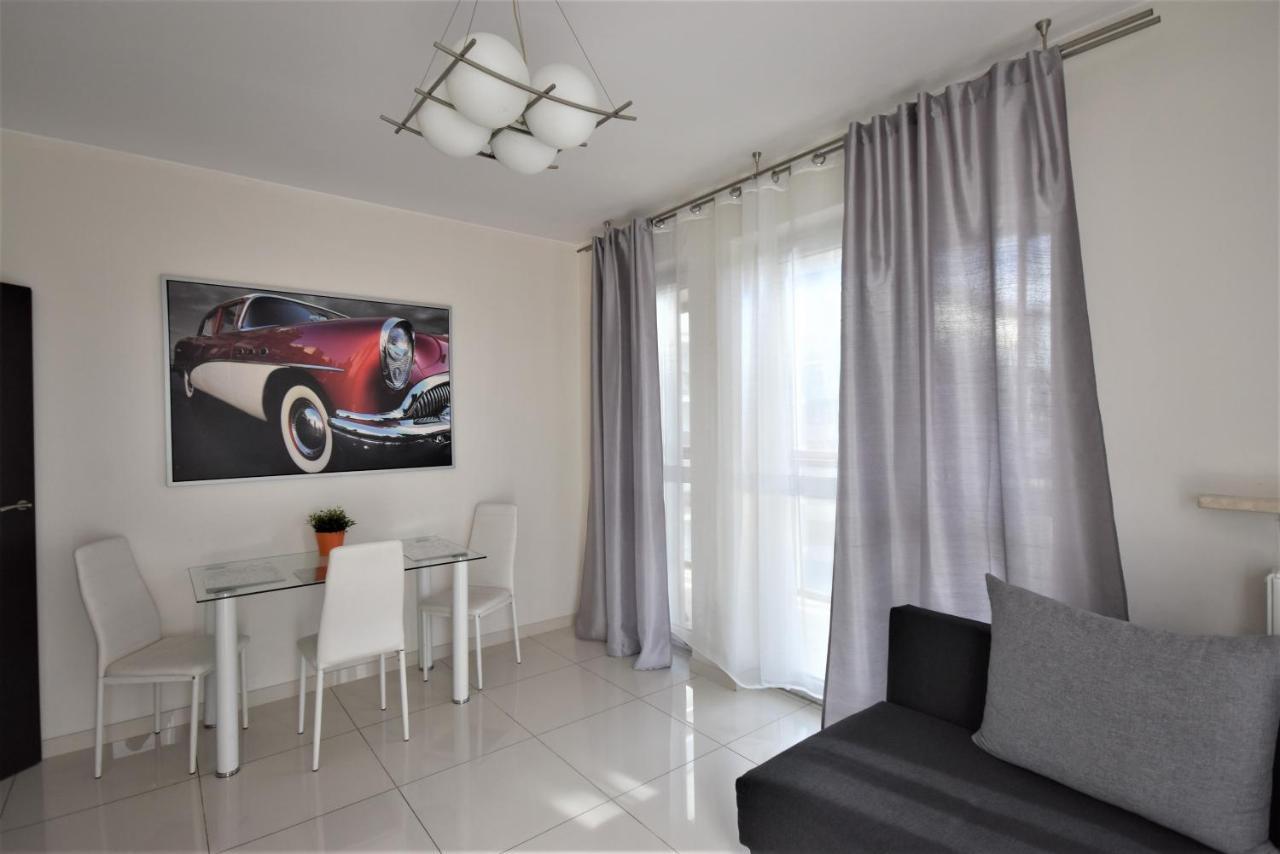 Senator Warsaw Apartments Eksteriør bilde