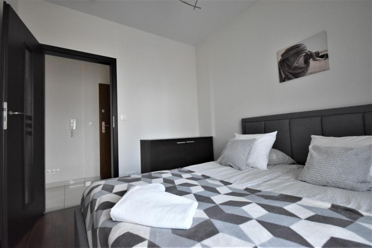 Senator Warsaw Apartments Eksteriør bilde