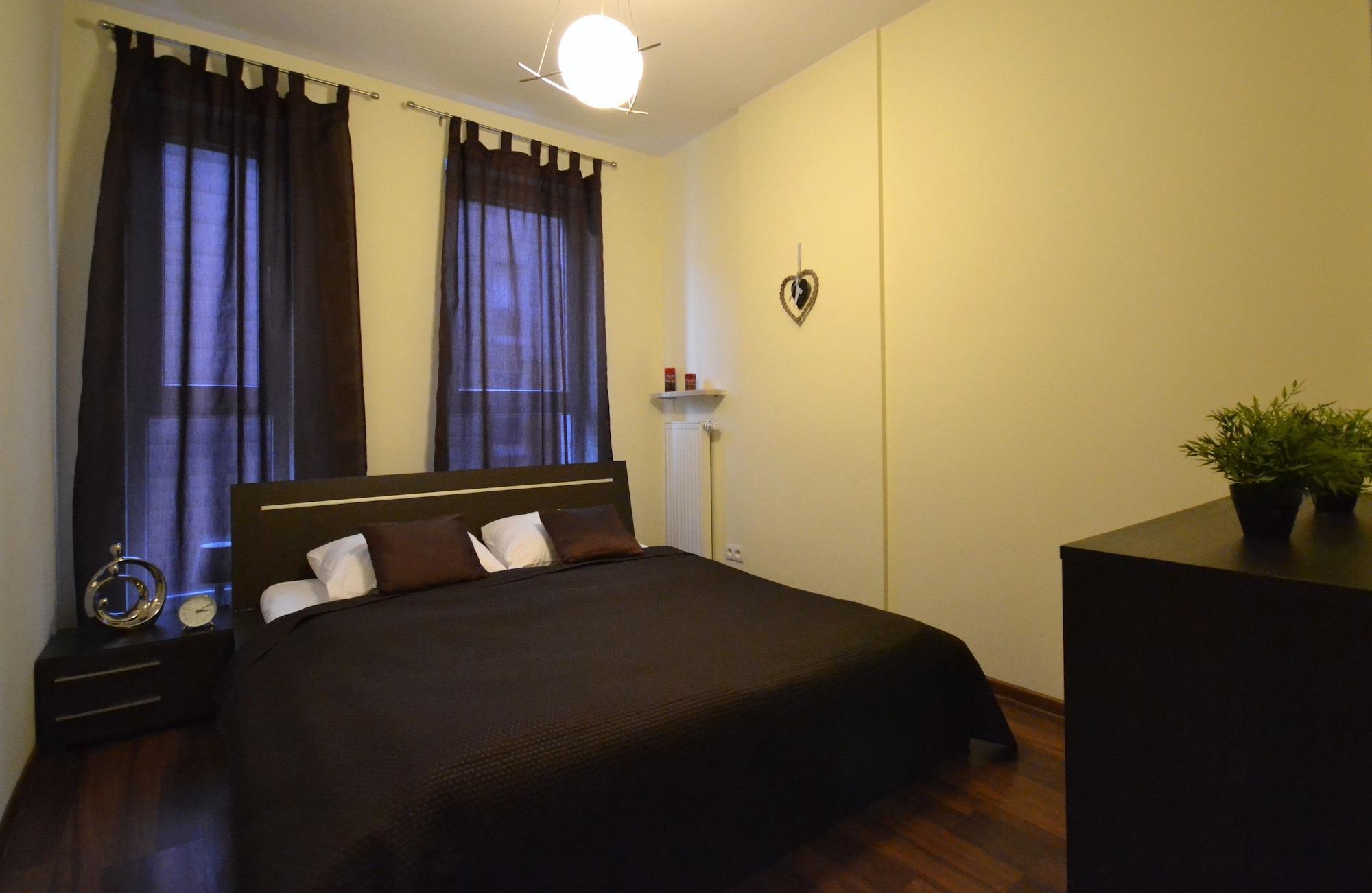 Senator Warsaw Apartments Eksteriør bilde
